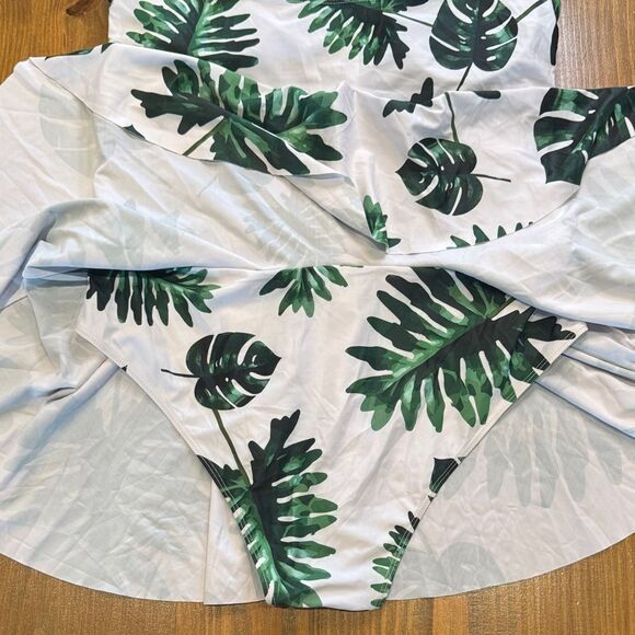 Green & White leaf swimdress women’s one piece swimwear NWOT XXL - Picture 8 of 13
